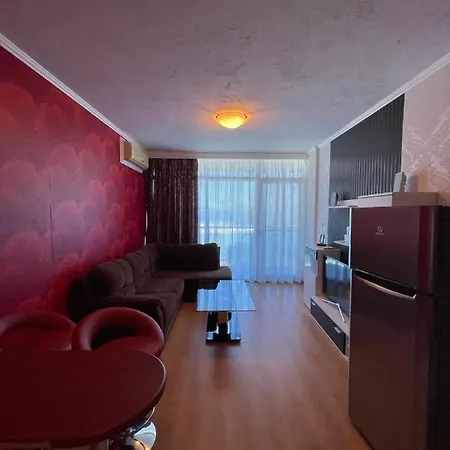 Gallery B Солнечный берег