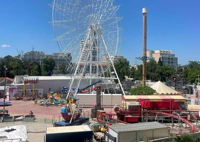 Gallery B Σάνι Μπιτς