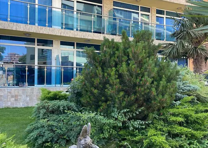 Gallery B Апартамент